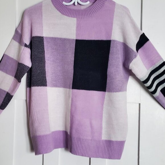 NWOT Drop Shoulder Plaid Sweater - Picture 1 of 5
